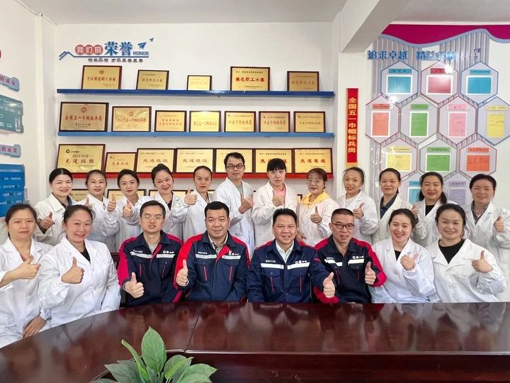 如何打造全國模范職工小家？質量技術監(jiān)督站化驗室給你答案